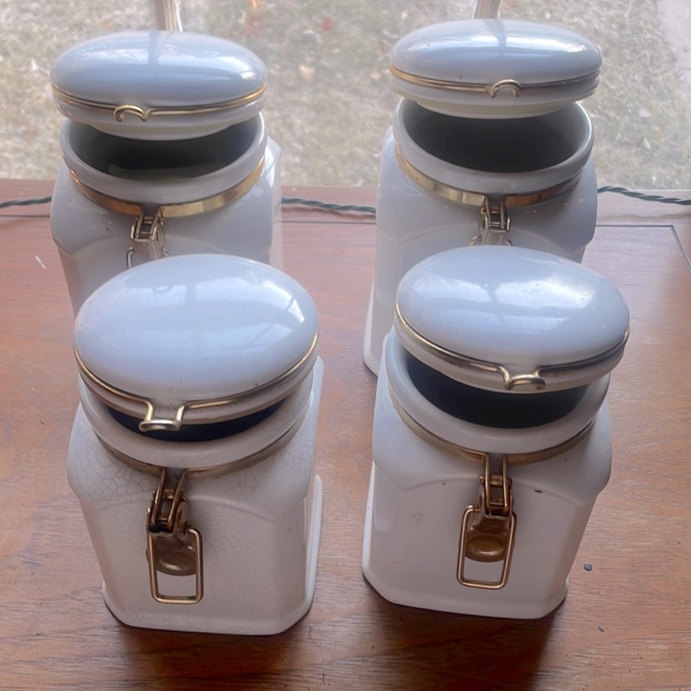 White/Gold Canister Kitchen Counter Storage Containers - 4